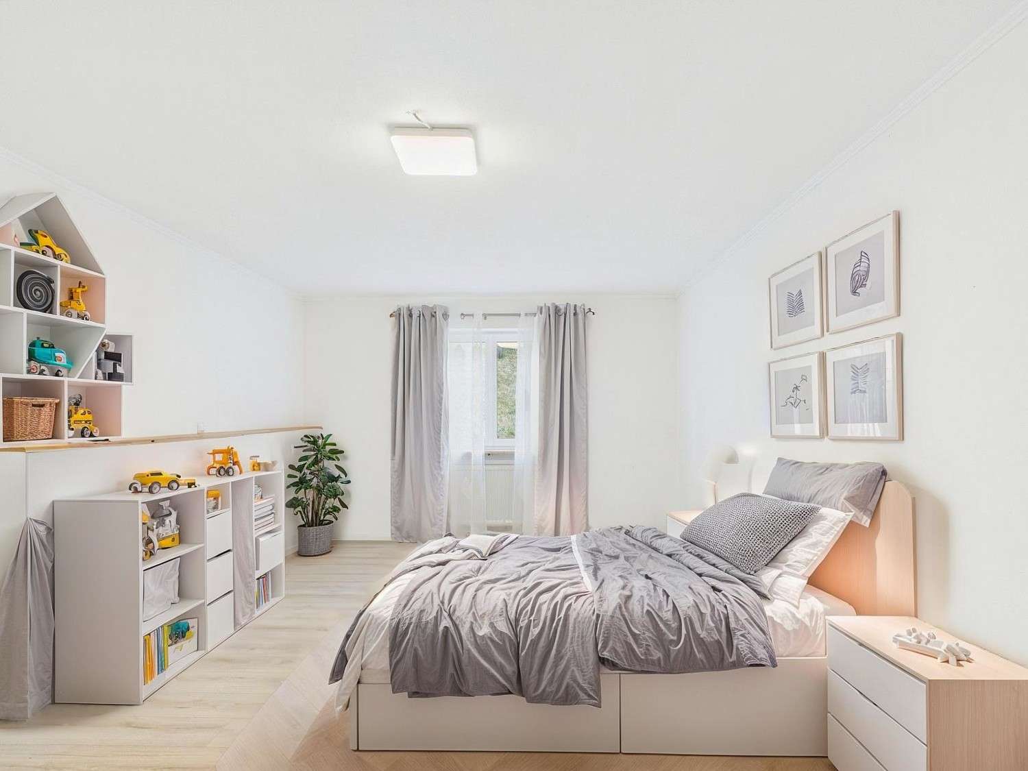 Immobilie in Rentweinsdorf - Großzügiges Einfamilienhaus mit Charme - Bild 0