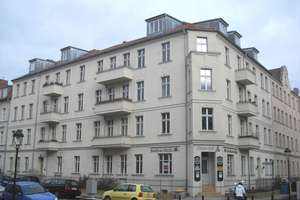 2-Zimmer-Eigentumswohnung mit Balkon in saniertem Altbau in Potsdam Babelsberg – Die vollständige Adresse der Immobilie erhältst du vom Anbieter., 14482 Babelsberg Süd, Potsdam – Vorschaubild 3