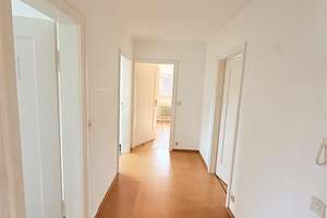 3 Zimmer Wohnung in ruhiger Lage – Heslacher Wand 18, 70199 Südheim, Stuttgart – Vorschaubild 3
