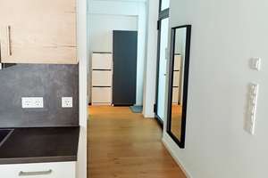 Möbl. neu, zentral, ruhig, WiFi / new apartment, Zuhause mit 2 Zimmern in zentraler Lage von München – 80337 Am Schlachthof, München – Vorschaubild 8