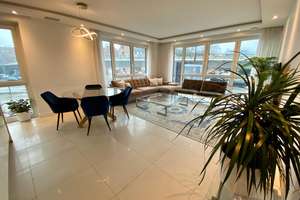 Moderne und lichtdurchflutete 3-Zimmer-Wohnung 