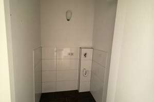MODERNE PENTHOUSE WOHNUNG MIT 3 SONNENBALKONEN UND TOLLEM BLICK AUFS SIEBENGEBIRGE – Die vollständige Adresse der Immobilie erhältst du vom Anbieter., 53175 Plittersdorf, Bonn – Vorschaubild 16