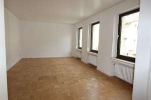 *Stilvoll wohnen mit Haus-im-Haus-Gefühl – Exklusive Altbauwohnung 160 m² -  mit EBK und Balkon* – Die vollständige Adresse der Immobilie erhältst du vom Anbieter., 40591 Wersten, Düsseldorf – Vorschaubild 8
