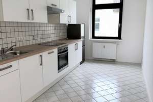 TOPDEAL: 1 MONAT MIETFREI! FRISCH RENOVIERT MIT EINBAUKÜCHE, WANNE UND DUSCHE – Faulmannstraße 5a, 39122 Salbke, Magdeburg – Vorschaubild 1