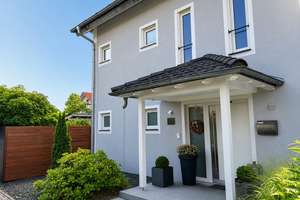 ELEGANTE DOPPELHAUSHÄLFTE MIT POOL – Die vollständige Adresse der Immobilie erhältst du vom Anbieter., 85609 Aschheim – Vorschaubild 7