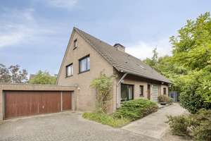 Viel Raum & echte Privatsphäre | Freistehendes Einfamilienhaus in Sackgassenlage in KR-Bockum