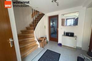 Attraktives renoviertes Einfamilienhaus mit großer ausgebauter Scheune in Pforzheim-Büchenbronn