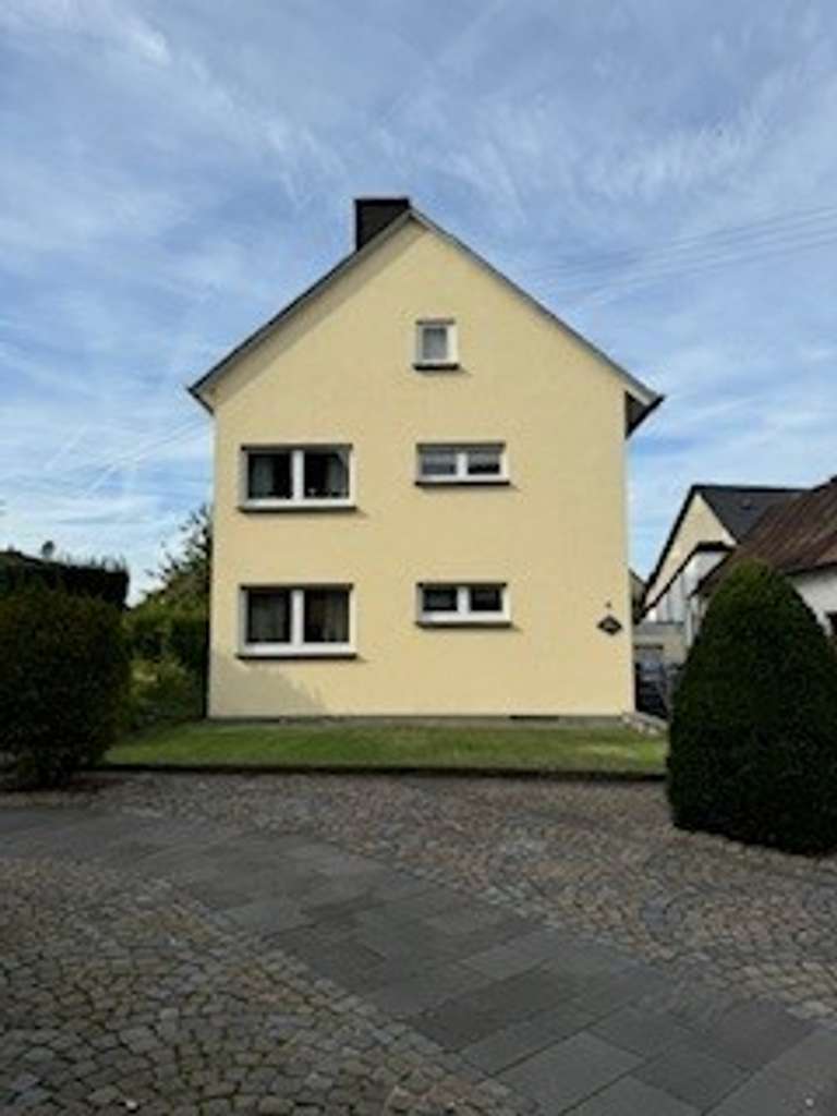 PRIVATVERKAUF : Gepflegtes Einfamilienhaus in Kollig, teilweise saniert 2002