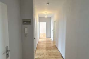 3-Zimmer-Altbauwohnung mit Balkon in Krefeld-Bockum - Erstbezug nach Renovierung – Waldhofstraße 116, 47800 Bockum, Krefeld – Vorschaubild 3
