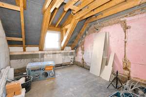 4-Parteienhaus – Leerstehend, ideal für Eigennutzer oder Kapitalanleger – Die vollständige Adresse der Immobilie erhältst du vom Anbieter., 75172 Brötzingen, Pforzheim – Vorschaubild 40
