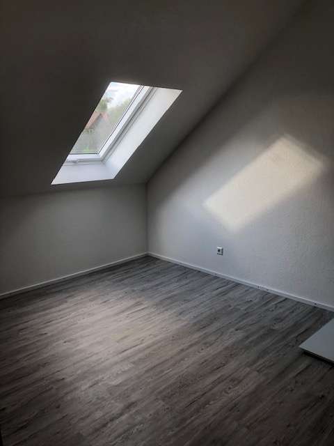 Immobilie in Spiegelberg - Freistehendes Mehrfamilienhaus mit 2 Garagen - Bild 0