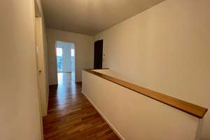 Moderne Maisonette-Wohnung zur Miete in Hamburg Jenfeld - Wentzel Dr. – Kaskadenpark 20, 22045 Jenfeld, Hamburg – Vorschaubild 7