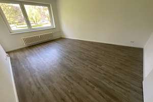2,5 Zimmer-Wohnung mit Balkon und Tageslichtbad mit Wanne – Fregattenstr. 26, 23558 Buntekuh, Lübeck – Vorschaubild 3