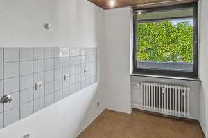 Schöne 4-Zimmerwohnung im Inneren Westen von Regensburg – Die vollständige Adresse der Immobilie erhältst du vom Anbieter., 93049 Westenviertel, Regensburg – Vorschaubild 6
