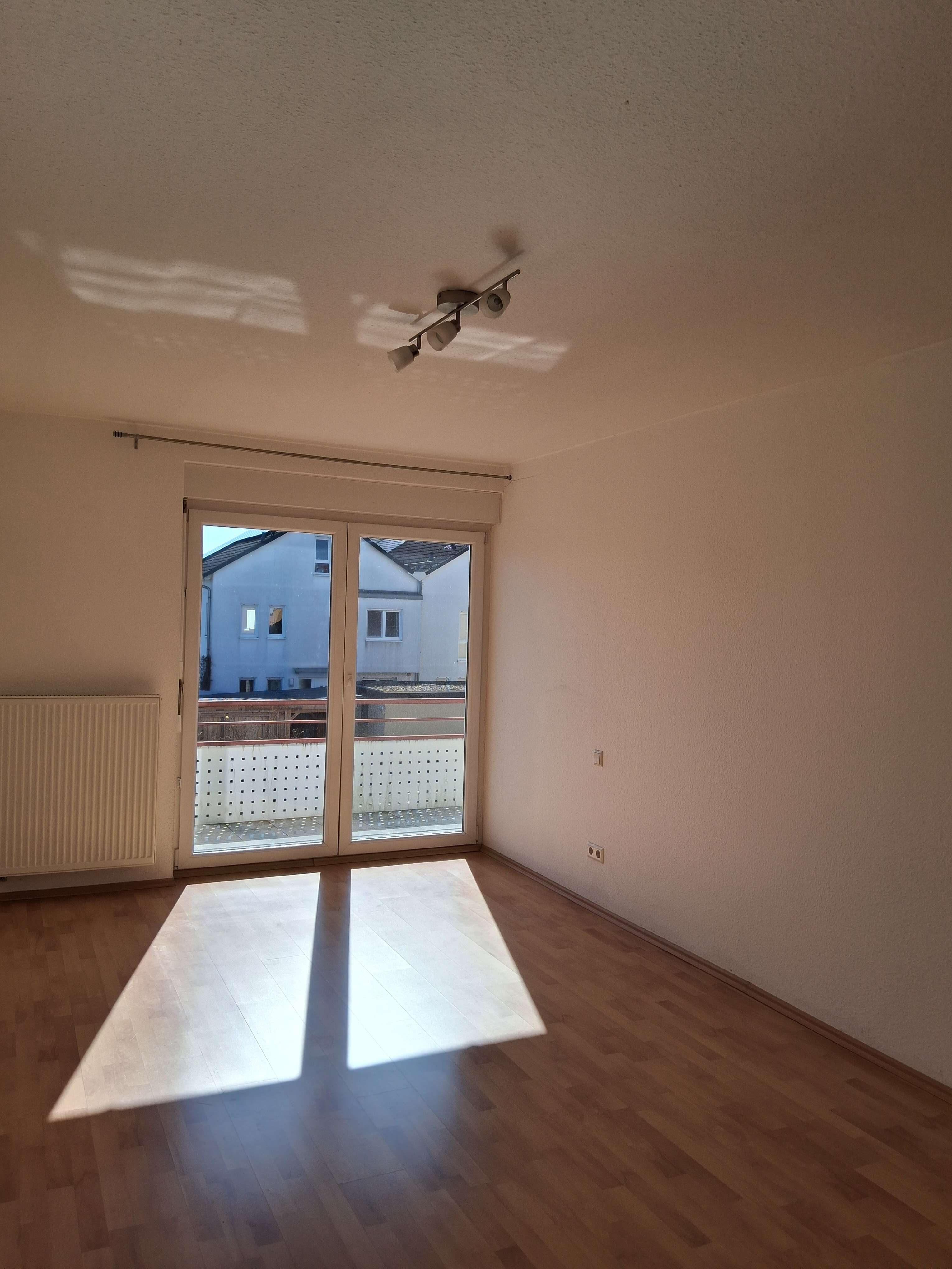 Immobilie in Karlsdorf-Neuthard - Hochwertige Doppelhaushälfte in Karlsdorf-Neuthard - Bild 1