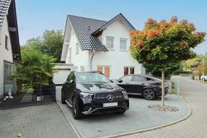 Bonn-Beuel: Modernes Einfamilienhaus (Bj. 2007) in begehrter Lage in Küdinghoven – Die vollständige Adresse der Immobilie erhältst du vom Anbieter., 53227 Küdinghoven, Bonn – Vorschaubild 1