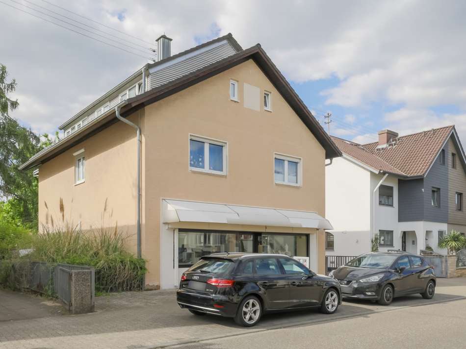 Straßenansicht