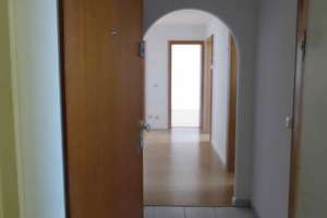 Geschmackvolle 3-Raum-Wohnung mit Balkon und EBK in München Perlach – Kar-Marx-Ring 94, 81735 Neuperlach, München – Vorschaubild 9