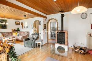 Zwei Wohneinheiten unter einem Dach: Familienhaus mit gr. Garten und privater Sauna
 – 85304 Ilmmünster – Vorschaubild 4