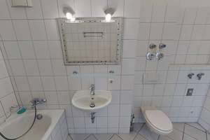 Über den Dächern: 2-Zimmer-Wohnung in der Endetage mit Balkon – sofort verfügbar! – Papenkamp 6, 30539 Bemerode, Hannover – Vorschaubild 10