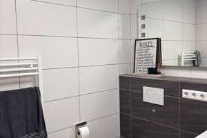 Vollmöblierte luxus  2-Zimmer-Wohnung mit Balkon und TG in Bönnigheim – Die vollständige Adresse der Immobilie erhältst du vom Anbieter., 74357 Bönnigheim – Vorschaubild 2