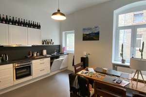 Chice, kernsanierte Altbauwohnung in herrschaftlichem saniertem Wohnhaus!