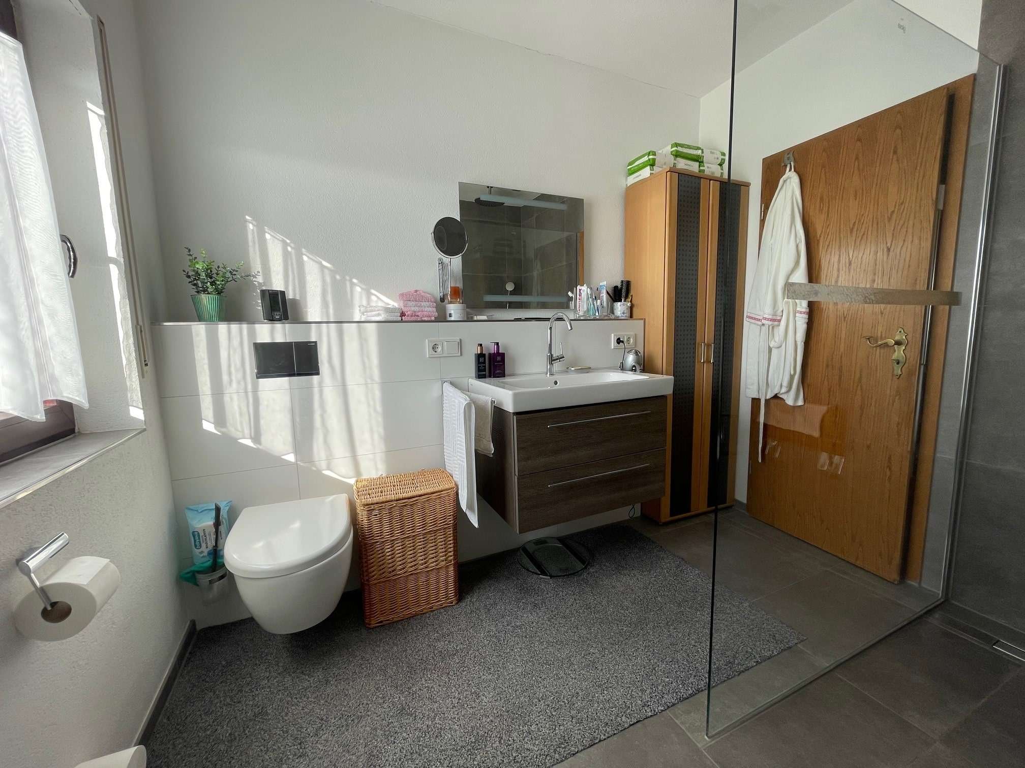 Immobilie in Gusterath - großzügige 4-Zimmer Dachgeschosswohnung mit unverbaubarem Fernblick, Balkon und Stellplatz  - Bild 0