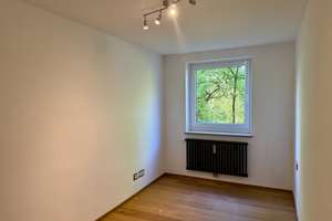 Sendling| Fresh, urban & sofort verfügbar - modernisierte Wohnung mit Westbalkon & Tiefgarage – Die vollständige Adresse der Immobilie erhältst du vom Anbieter., 81377 Am Waldfriedhof, München – Vorschaubild 4
