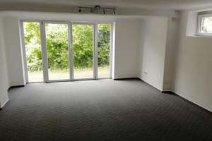 1-Zimmer Appartement mit Gartenbereich – Hüberlingsweg 23, 56075 Karthause Nord, Koblenz – Vorschaubild 1