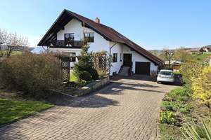 Familienfreundliches Einfamilienhaus sucht neue Eigentümer – Die vollständige Adresse der Immobilie erhältst du vom Anbieter., 34621 Frielendorf – Vorschaubild 3