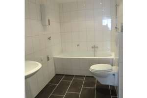60 qm Altbauwohnung in einem Gründerzeithaus – Briller Str. 46, 42105 Elberfeld, Wuppertal – Vorschaubild 3