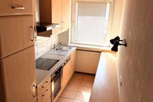 Helle 2-Zimmer-Wohnung mit Balkon, Einbauküche und Blick ins Grüne in Essen-Frohnhausen – Frohnhauser Straße 280, 45144 Frohnhausen, Essen – Vorschaubild 4