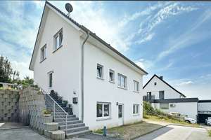 Neuwertig & energieeffizient –
Ihr familienfreundliches Zuhause
in Stiepel – Die vollständige Adresse der Immobilie erhältst du vom Anbieter., 44797 Stiepel, Bochum – Vorschaubild 3