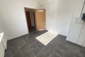 Gemütliche kleine Dachgeschosswohnung mit Einbauküche – Lukasstraße 1, 58095 Mittelstadt, Hagen – Vorschaubild 2