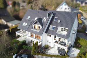 Modernisierte 2-Zi.-Whg. mit Balkon, Garage & Aufzug in ruhiger Lage von BI-Brake/Stedefreund