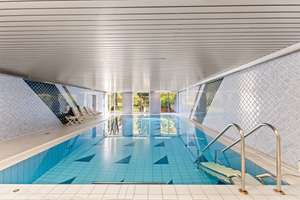 NEUER KP- 5.121 pro QM - EXKLUSIVE SEE-TERRASSEN-WOHNUNG - INDOOR-POOL -3.385 qm Wassergrundstück – Die vollständige Adresse der Immobilie erhältst du vom Anbieter., 14163 Zehlendorf, Berlin – Vorschaubild 10