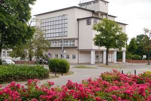 Grüne + ruhig gelegene Familienwohnung mit Sonnenbalkon + Einbauküche! – Am Bernsdorfer Hang 40, 9126 Bernsdorf, Chemnitz – Vorschaubild 15