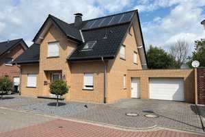 Modernes Einfamilienhaus mit Garten, Doppelgarage und hochwertiger Ausstattung – Warendorf (Kreis) – Vorschaubild 1