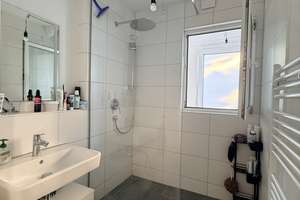 STUTTGART OST | WG-ZIMMER | EINBAUKÜCHE – Uhlbergstraße 14, 70188 Ostheim, Stuttgart – Vorschaubild 8