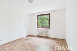 Gemütliche 3-Zimmer-Eigentumswohnung mit Balkon in Hamburg Farmsen-Berne – Die vollständige Adresse der Immobilie erhältst du vom Anbieter., 22159 Farmsen-Berne, Hamburg – Vorschaubild 2