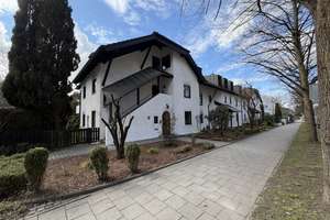 4,5-Zimmer-Erdgeschosswohnung mit Garten, Hobbyraum & TG in München-Bogenhausen