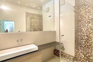 Altbaucharme trifft Design – außergewöhnliches Wohnen am Josephsplatz – Adelheidstraße 6, 80796 Josephsplatz, München – Vorschaubild 8