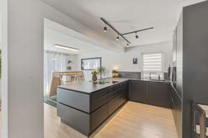 ENERGIESPARWUNDER - Alt trifft Modern · Doppelhaushälfte mit Einliegerwohnung  – Rohrackerstraße 260, 70329 Rohracker, Stuttgart – Vorschaubild 5