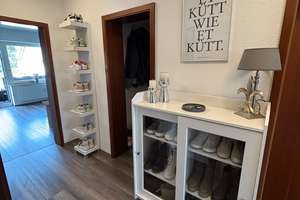 Moderne 2-Zimmer-Wohnung mit 2 Balkonen, EBK & Stellplatz – 50769 Merkenich, Köln – Vorschaubild 3