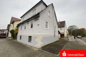 Frei stehendes EFH mit Garten, sofort beziehbar! Stellplätze direkt am Haus! – Die vollständige Adresse der Immobilie erhältst du vom Anbieter., 73066 Uhingen – Vorschaubild 1