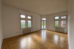 Helle Altbauwohnung - 4 Zimmer, 3 Balkone – Scharnhorststrasse 32, 65195 Westend / Bleichstraße, Wiesbaden – Vorschaubild 3