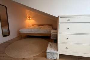 Helle 3-Zimmer-Dachgeschosswohnung mit großem Balkon – 97084 Heuchelhof, Würzburg – Vorschaubild 3