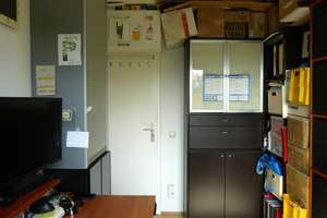 Helle 3,5-Zi.-Altbauwohnung mit Balkon, Kaminofen & unverbaubarem Weitblick in Sendling – Holsteiner Str. -, 81377 Am Waldfriedhof, München – Vorschaubild 16
