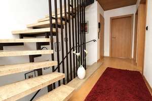 Großzügiges Reihenmittelhaus mit Einliegerwohnung & Ausbaureserve, Garten & Garage, in Nähe Ruhrpark – Die vollständige Adresse der Immobilie erhältst du vom Anbieter., 46049 Alstaden-Ost, Oberhausen – Vorschaubild 9
