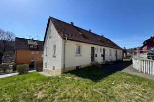 Attraktives Grundstück mit drei kleinen Reihenhäusern in ruhiger Lage von Heidenheim – Scheidemannstr. 76, 89518 Heidenheim (Kreis) – Vorschaubild 1